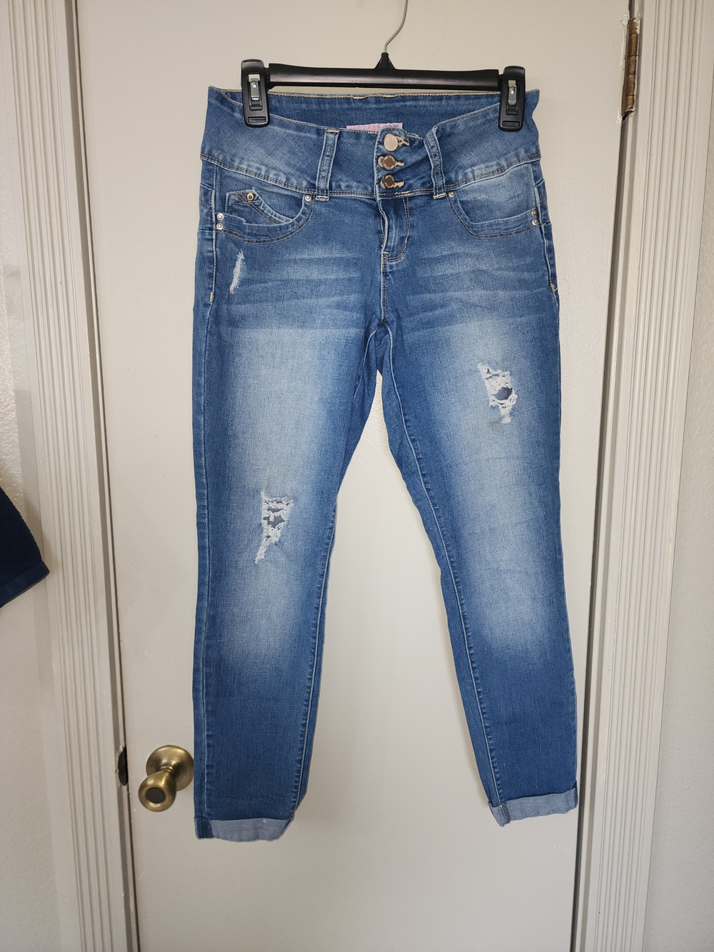 YMI Women's Medium Blue Distressed Boyfriend Jeans
